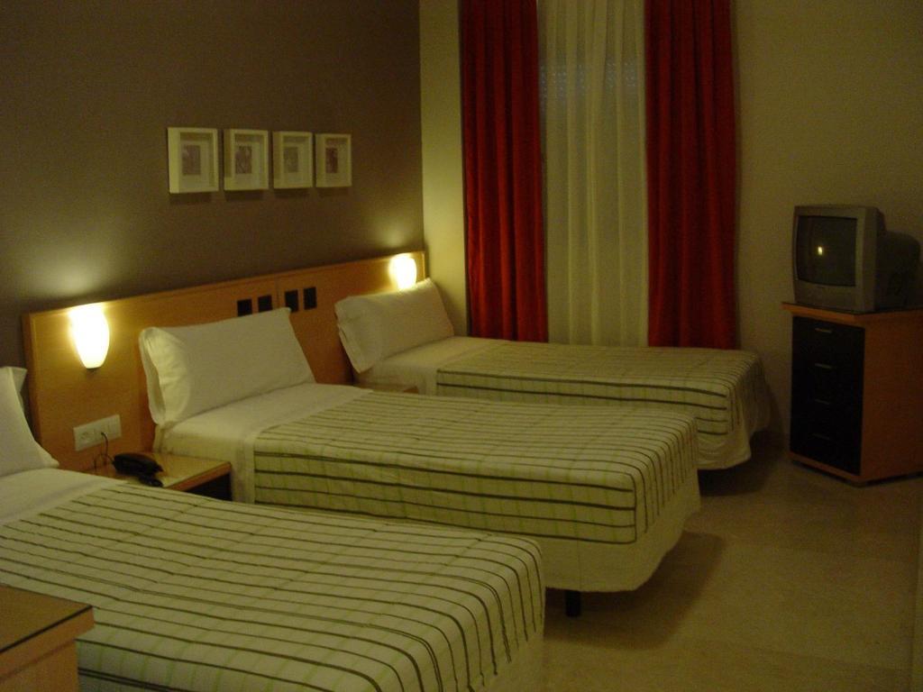 Hostal Don Julio Sanlúcar la Mayor Camera foto